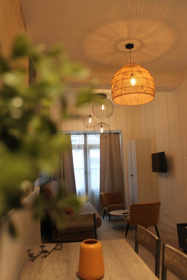 Apartamento La Vitrine Des Arenes Arlés Exterior foto